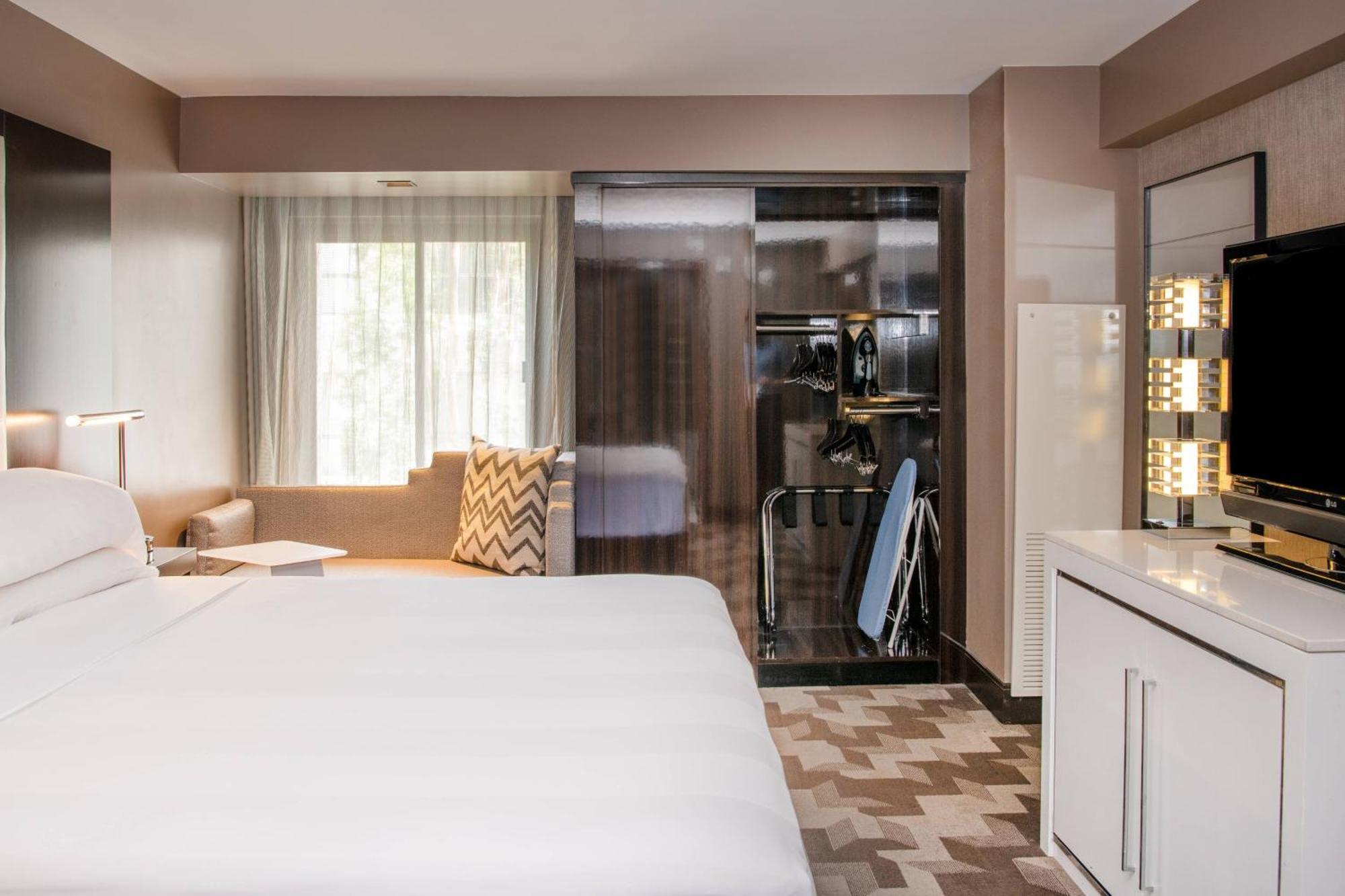 Hotel Beverly Hills Marriott 4*